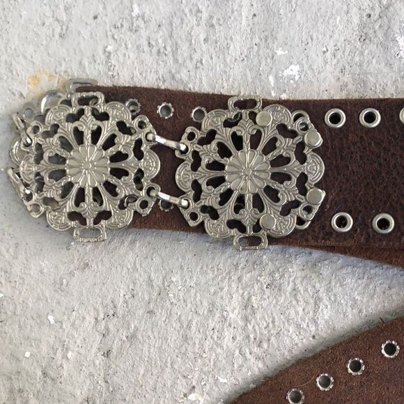 Vintage Leather n filigree belt - Picture 5 of 11